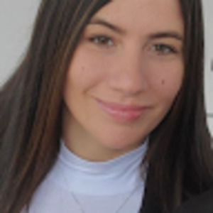 Meet your Posher, Leah